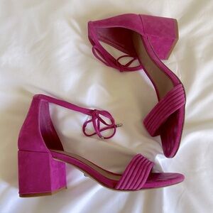 Hot pink Gianni Bini sandals